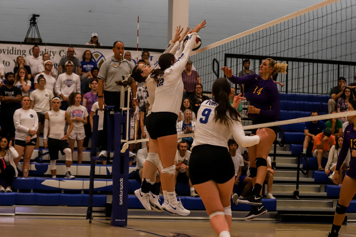 YC VB vs Kansas Wesleyan (46).JPG